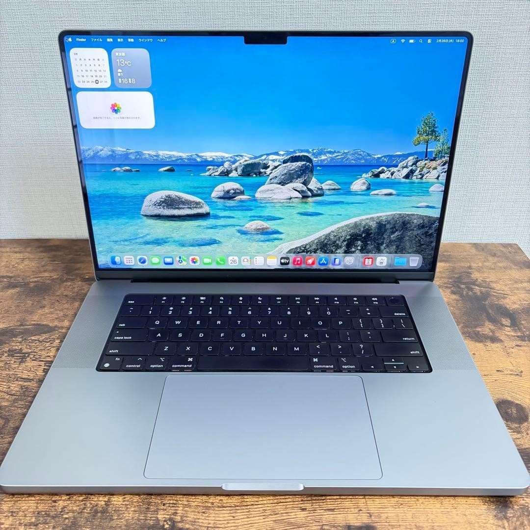 Apple MacBook Pro 14" M1 Pro, 32GB RAM, 512GB SSD - $919