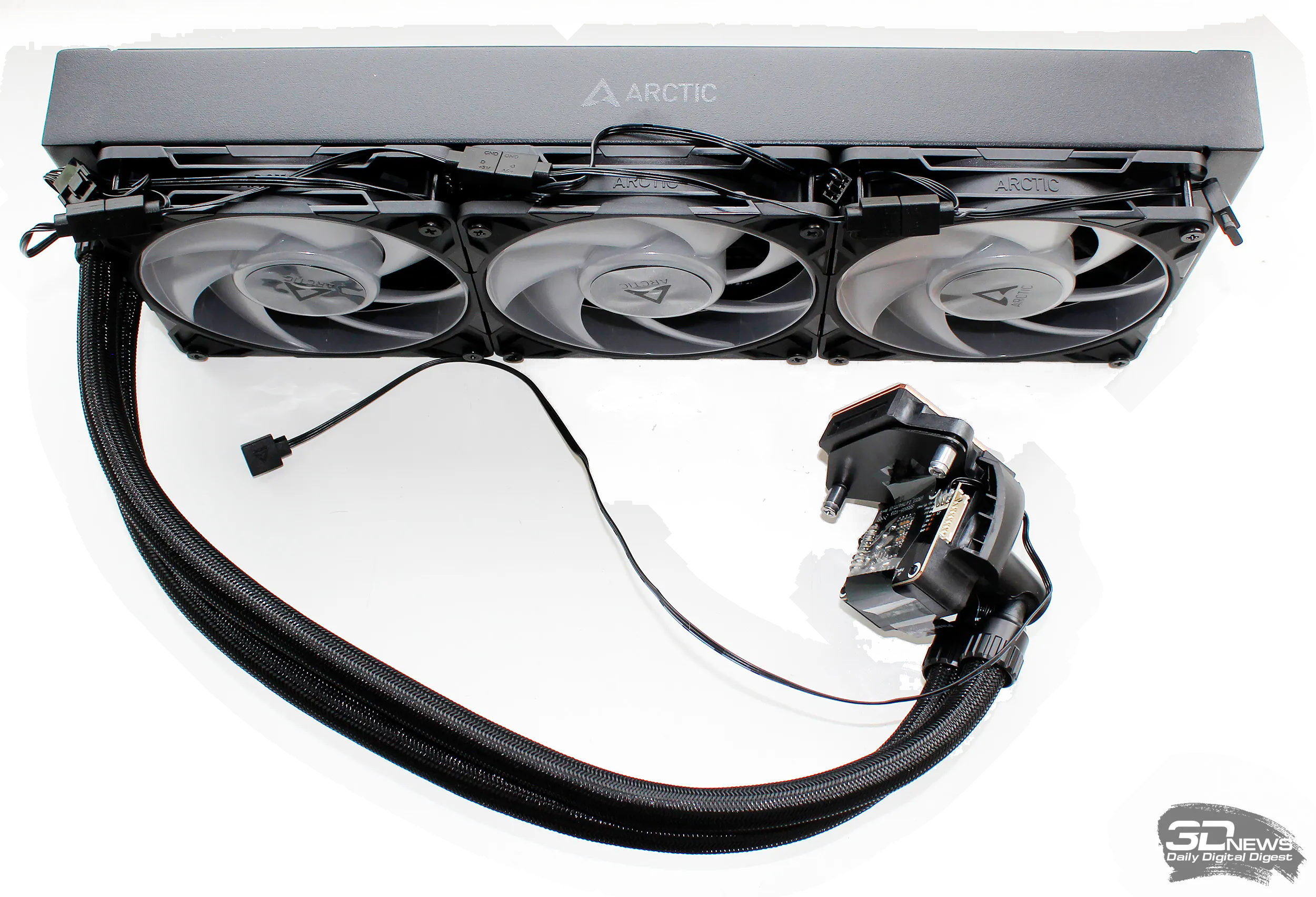 ARCTIC Liquid Freezer III Pro 360 A-RGB - $76.99