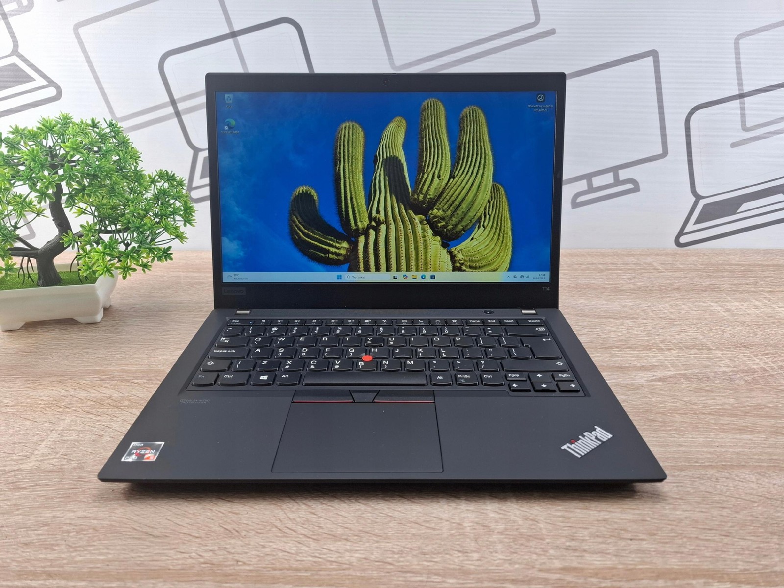 Lenovo ThinkPad T14 Gen 1 14" - $155.51